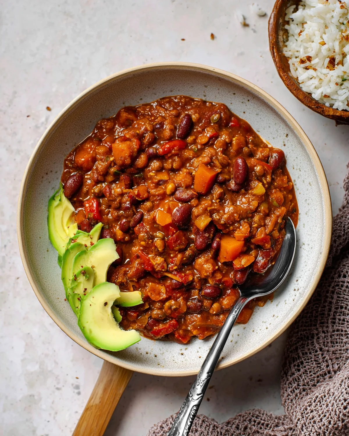 The Best Vegan Chili Recipe - Image 2